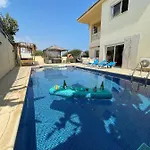 Villa Mediterranean Breeze *