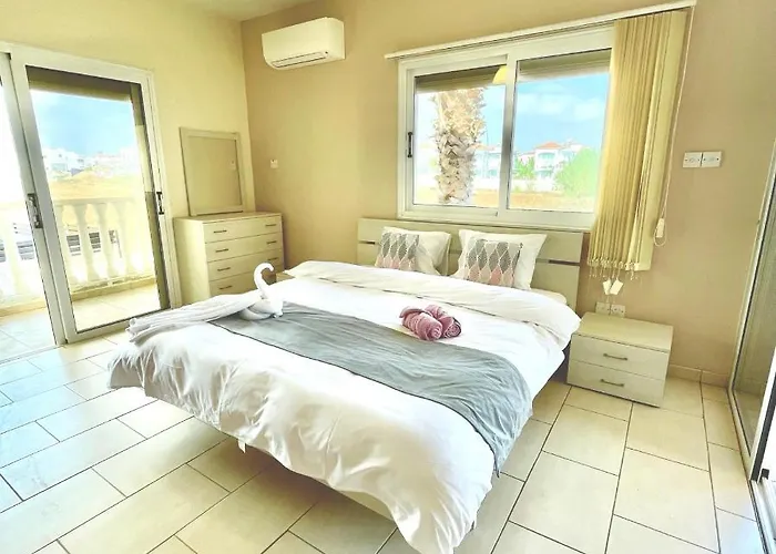 Mediterranean Breeze