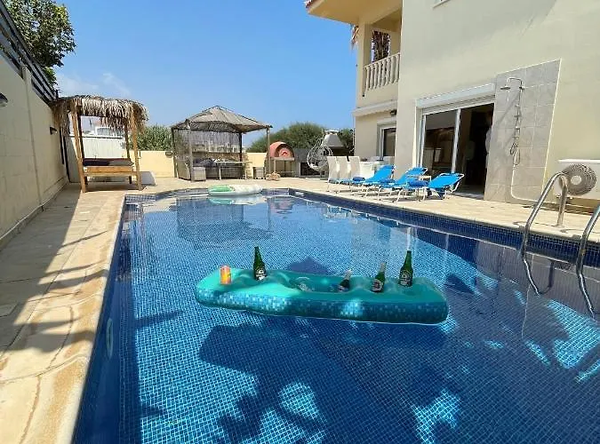 Villa Mediterranean Breeze *