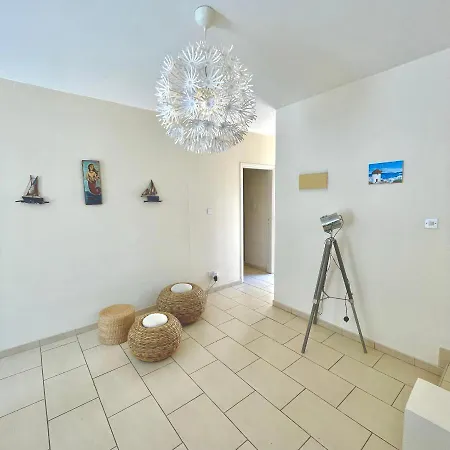 Mediterranean Breeze Vila