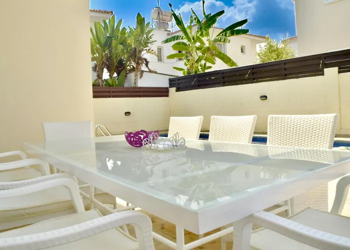 Mediterranean Breeze Villa Protarász